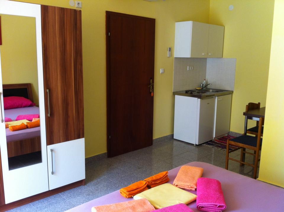 Triglav Studio Apartments Punat Exterior foto