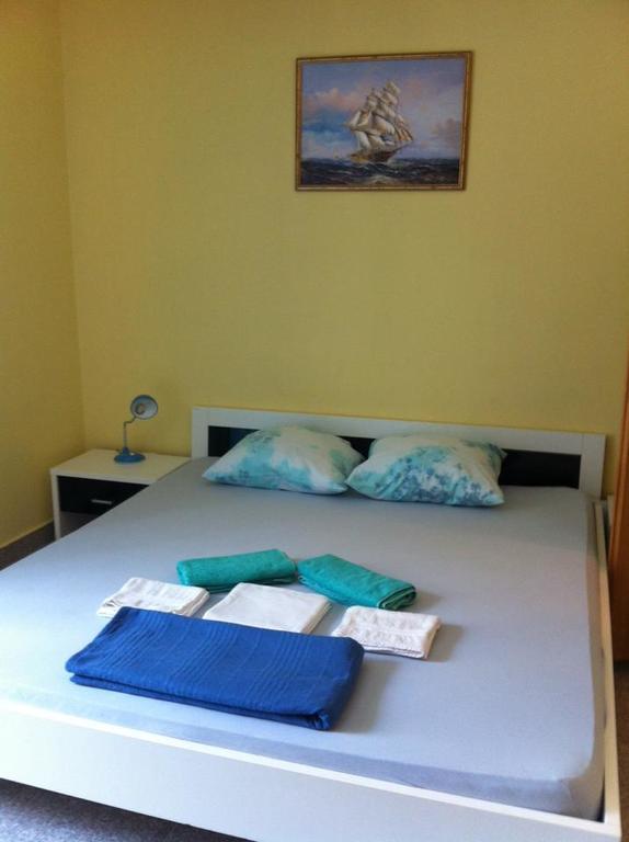 Triglav Studio Apartments Punat Exterior foto