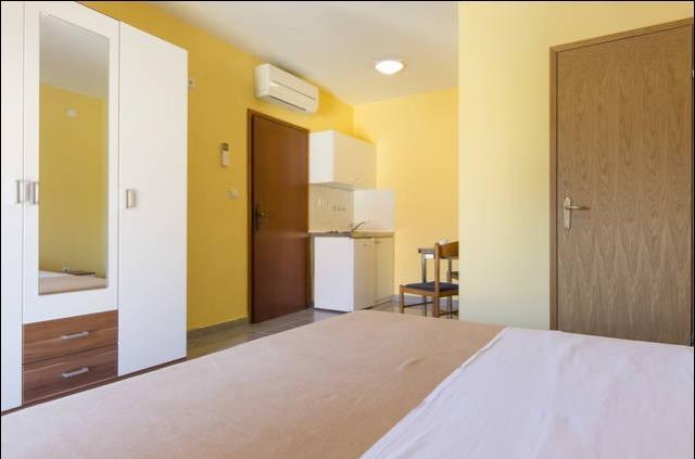 Triglav Studio Apartments Punat Exterior foto