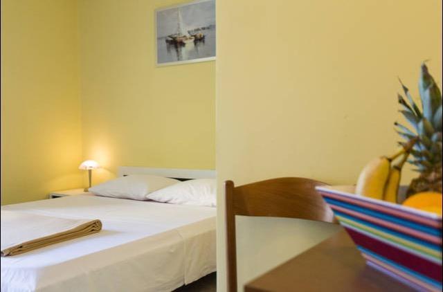 Triglav Studio Apartments Punat Exterior foto